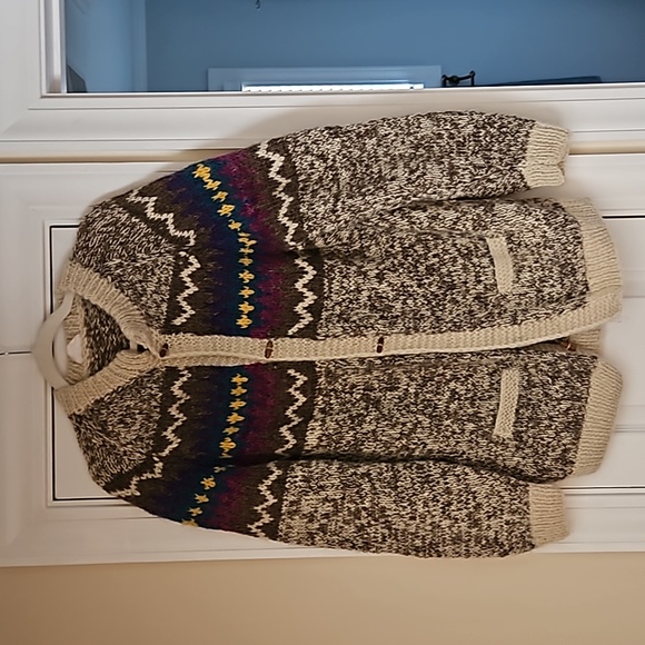 Handmade in Nepal Sweaters - HANDMADE WOOL SWEATER FROM NEPAL